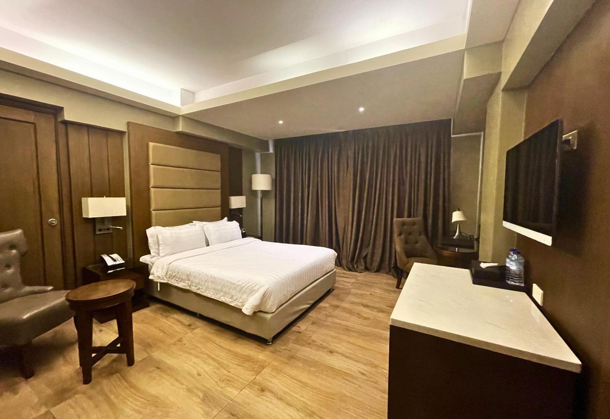Bendix Hotel San Fernando Powered By Cocotel Room photo